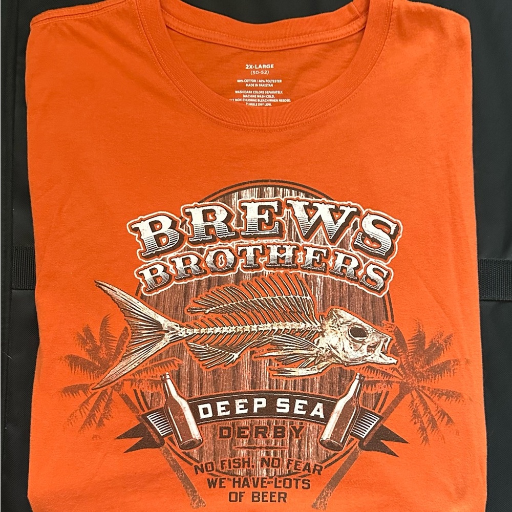 Orange Graphic T-Shirt Men’s Size XL